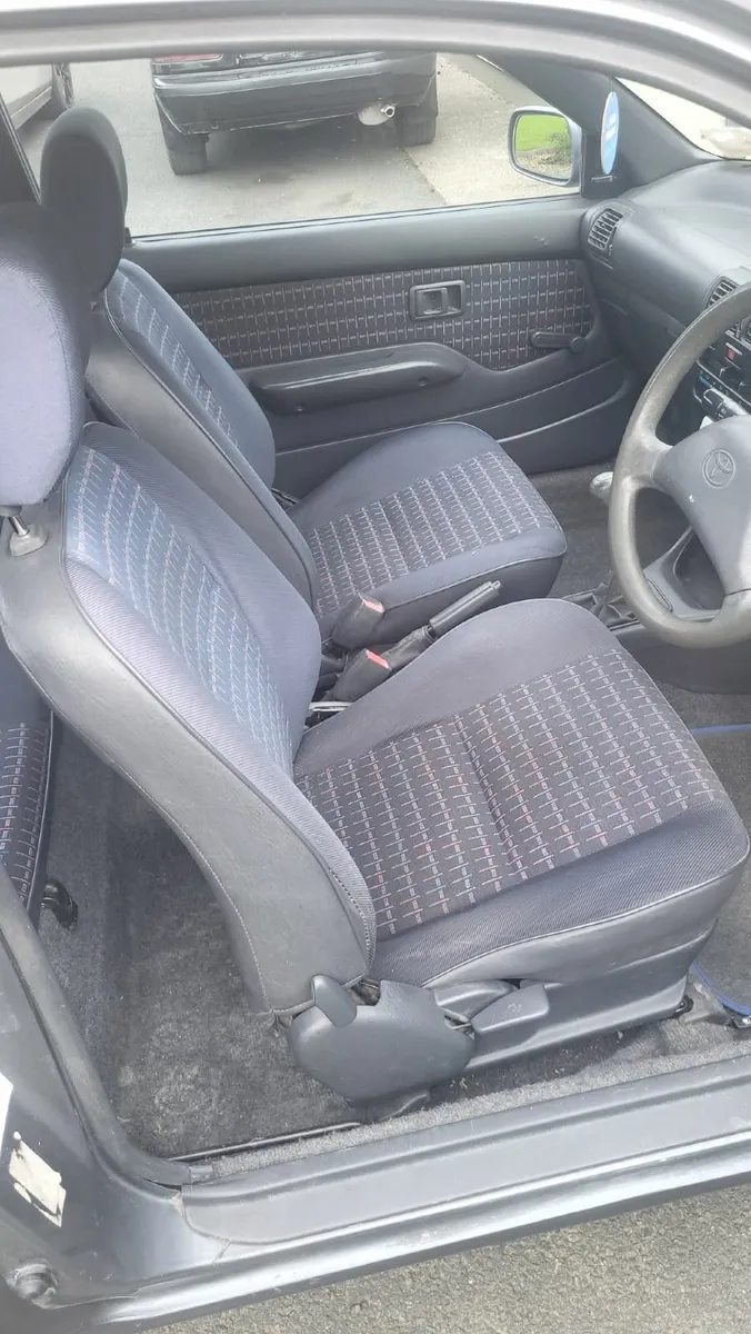 Toyota Starlet 1993 - Image 3