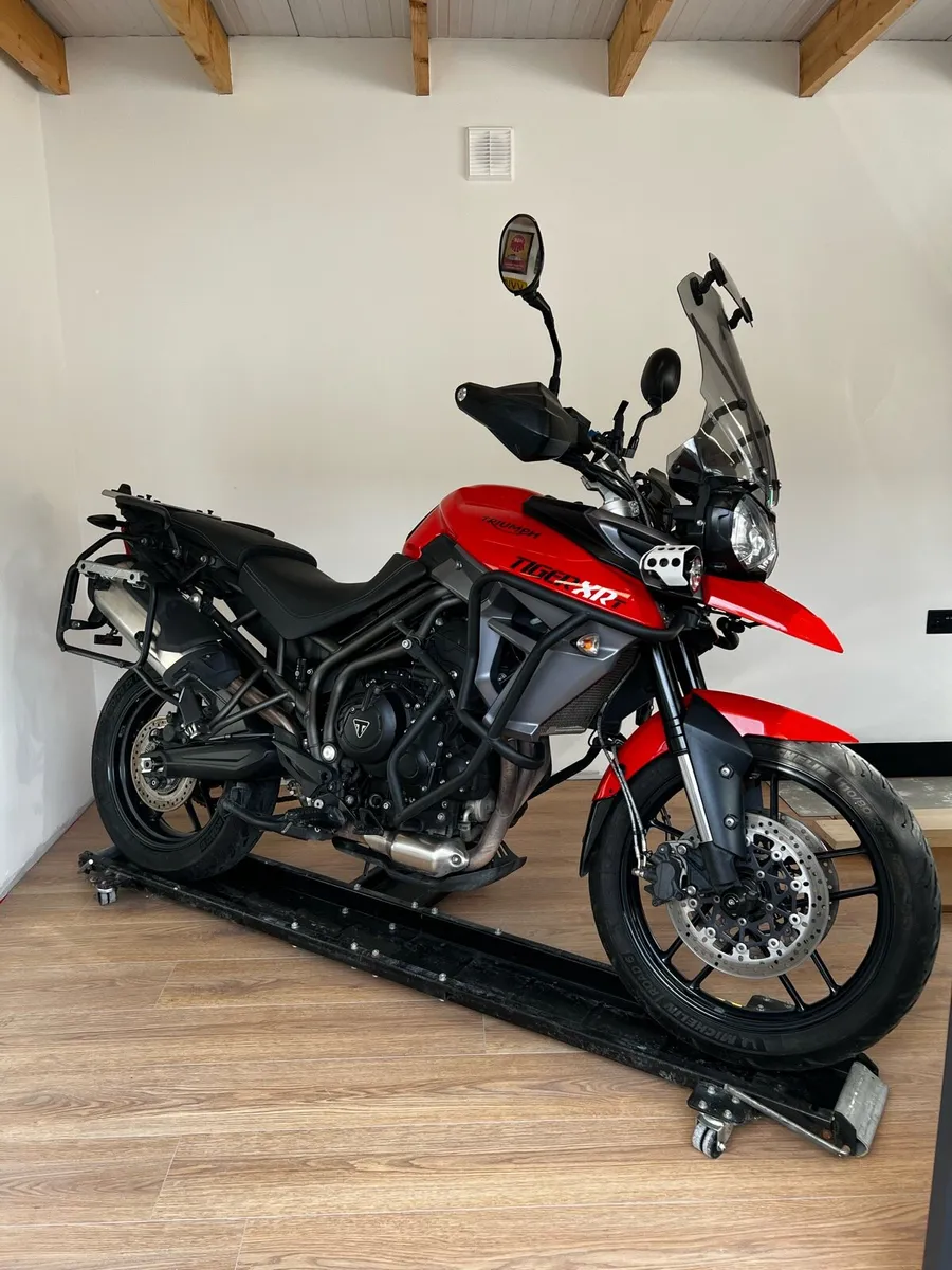 Triumph Tiger XRT 800 - Image 1