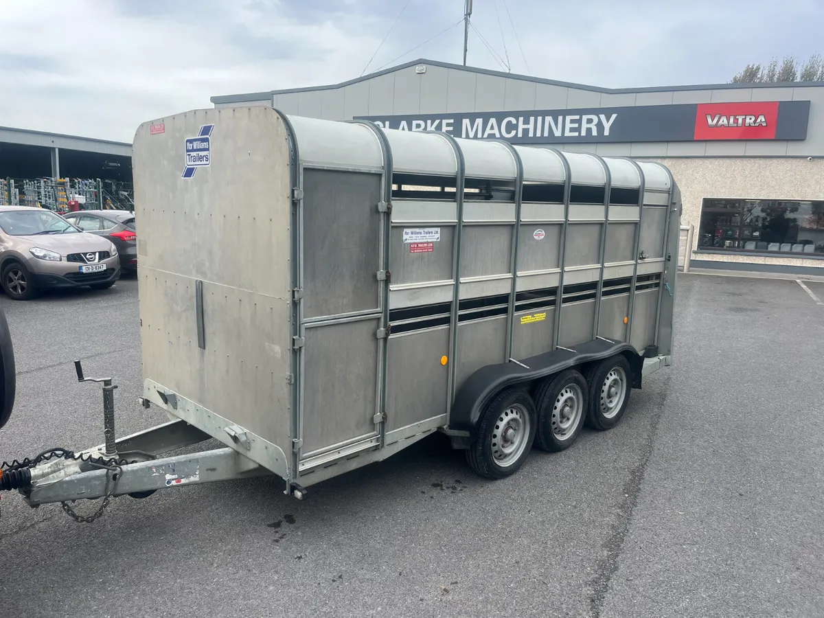 Ifor Williams 14ft Livestock Trailer - Image 1