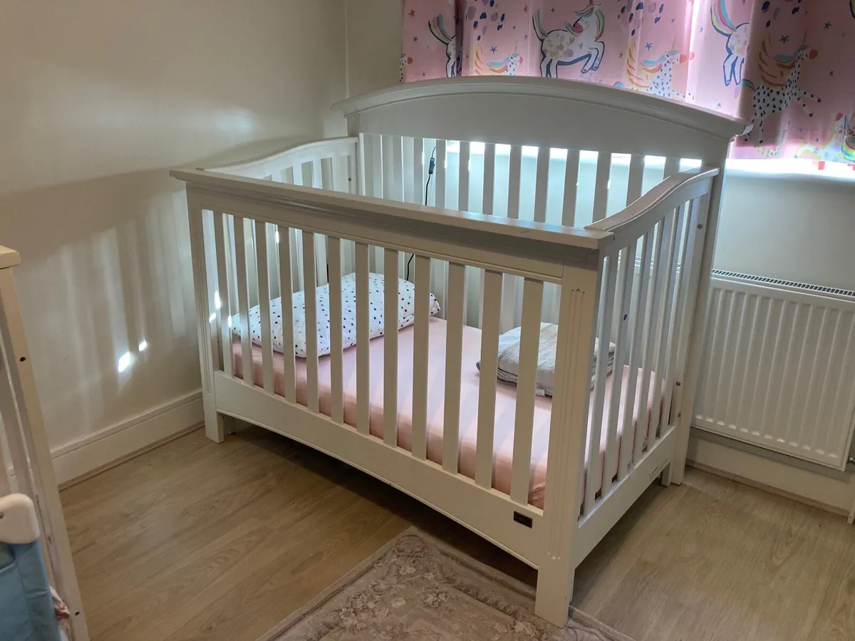 Wooden Crib/ Toddler Bed with Mattress - Image 4
