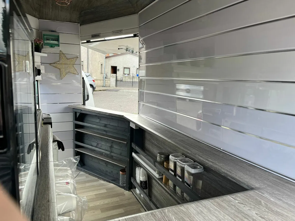 Coffee trailer - Image 4