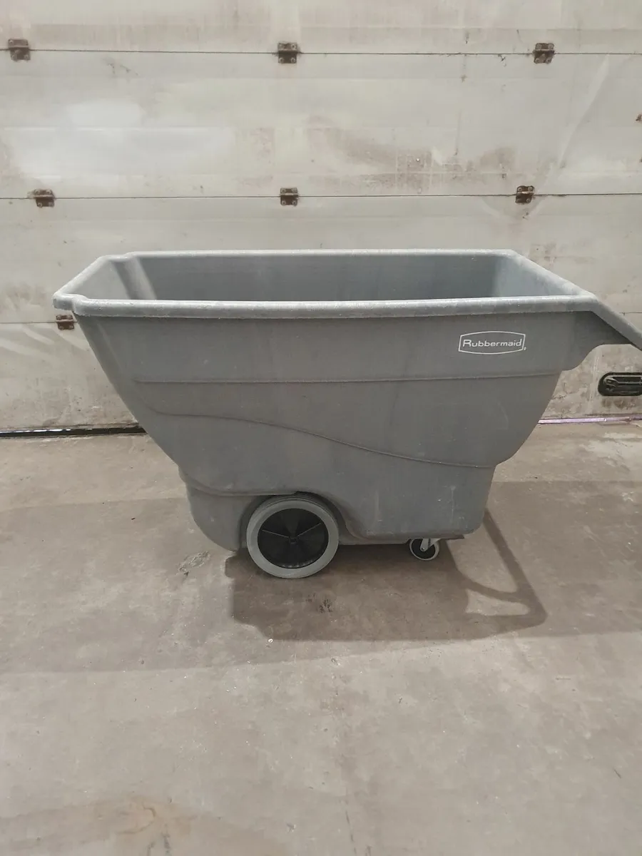 Rubbermaid Tilt Truck 272KG - Image 1