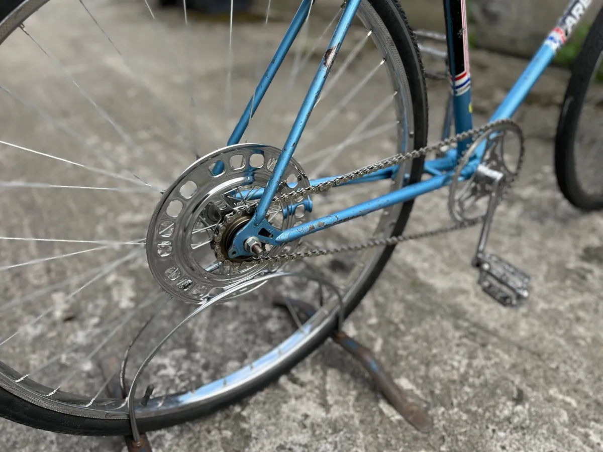 Vintage Bicycle - Image 3