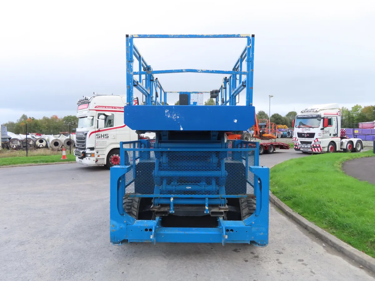 Genie GS 5390 4X4 Scissor Lift - Image 4
