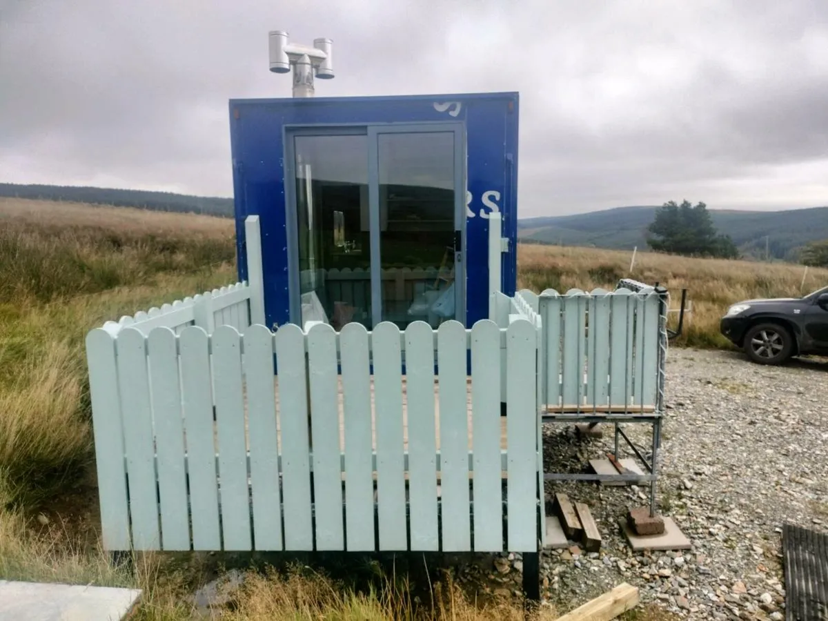 Horse Lorry Tiny Home Air BnB - Image 2