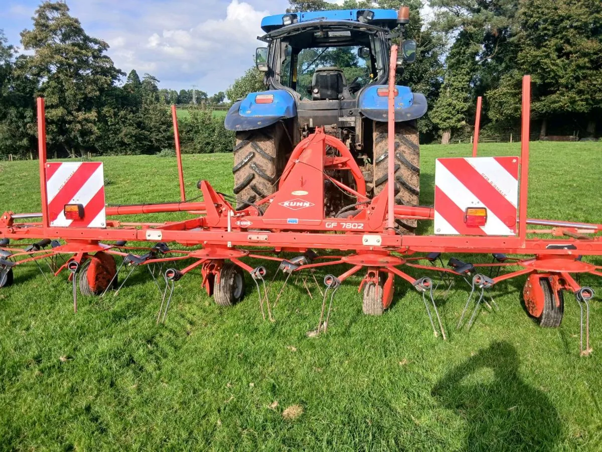 Kuhn 7802 tedder - Image 2