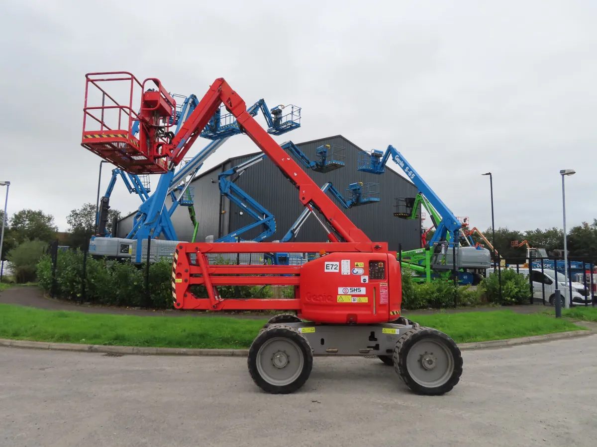 Genie Z45/25J Boom Lift - Cherry Picker -Year 2012 - Image 1