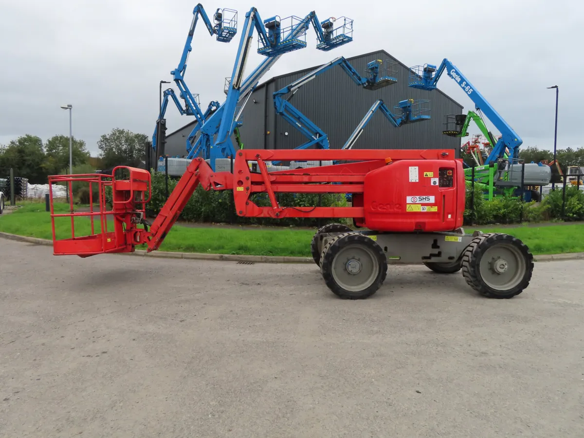 Genie Z45/25J Boom Lift -  Cherry Picker  YOM 2011 - Image 1