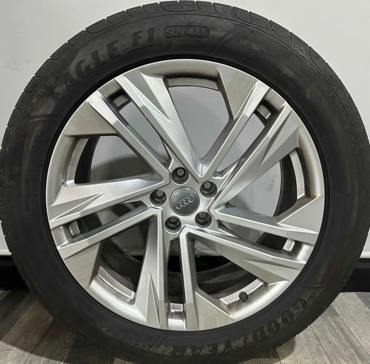20" GENUINE AUDI Q7 ALLOY WHEELS & TYRES - Image 2