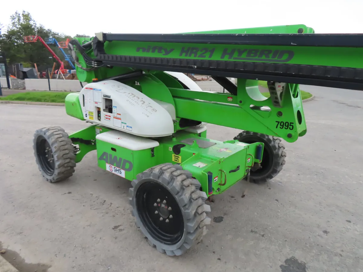 Nifty - Niftylift HR21 4X4 Dual Fuel Boom Lift - Image 4