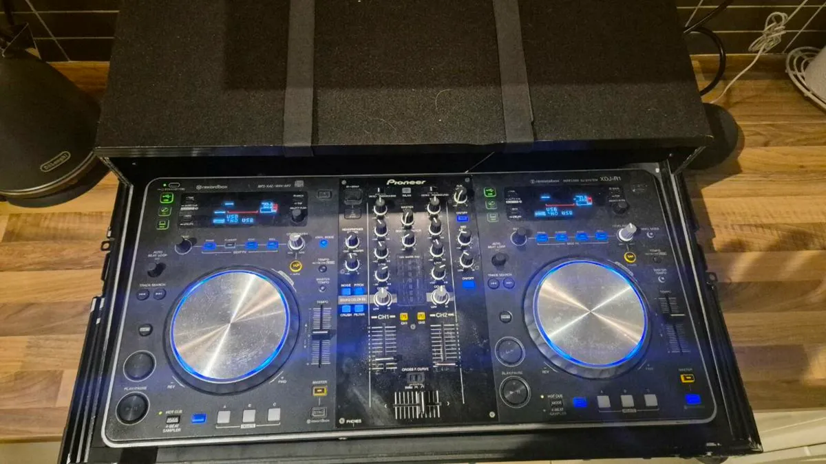 Pioneer XDJ-R1 Controller - Image 3