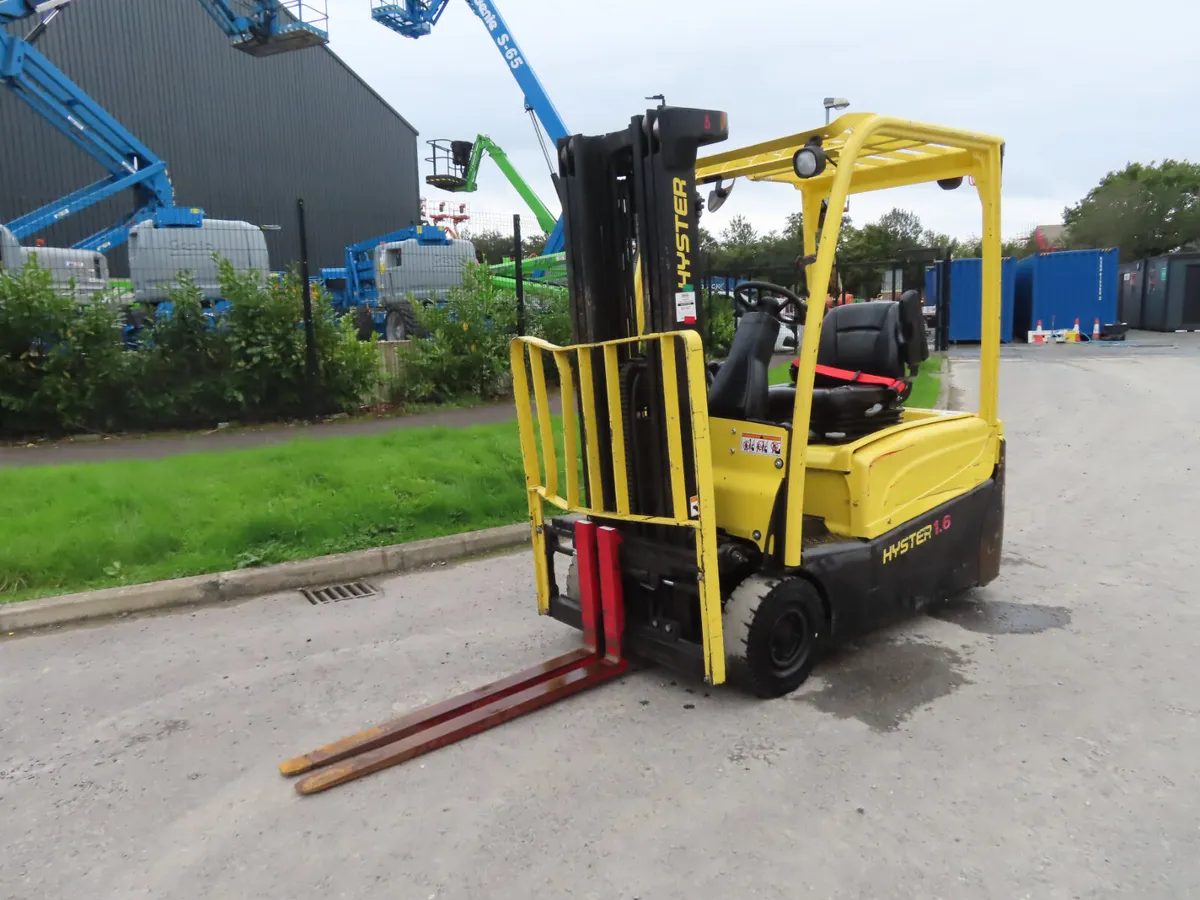Hyster 1.6 Ton Electric Forklift YOM 2018 - Image 2