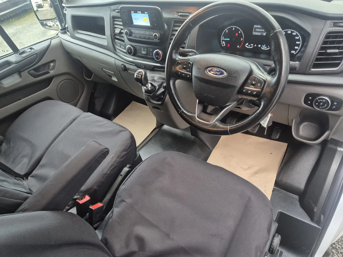 Ford Transit Custom 2022 LOW KMS - Image 4