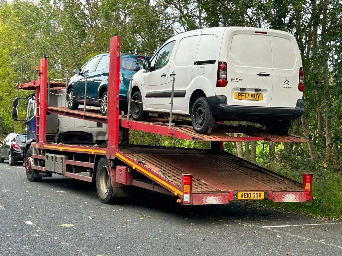 IVECO CAR TRANSPORTER - Image 1