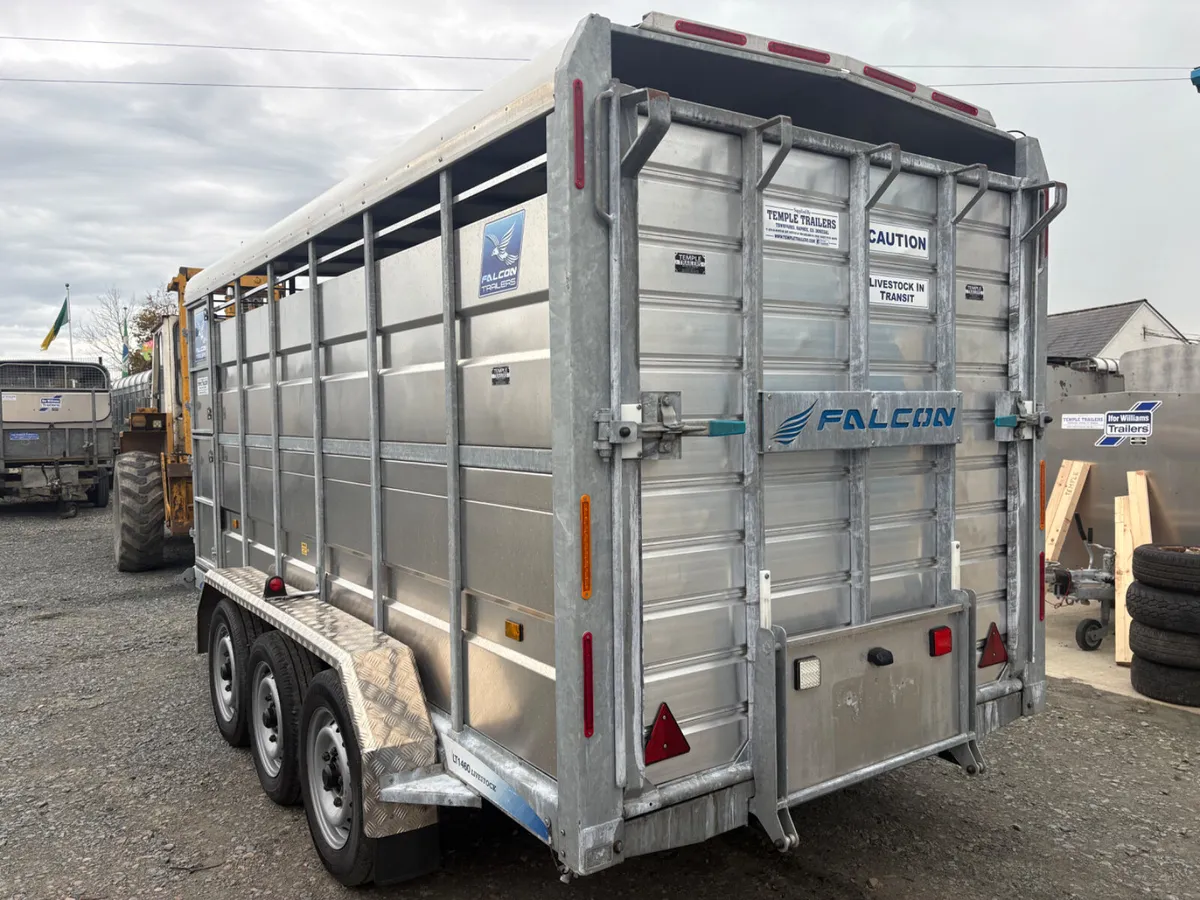 As New Falcon Cattle Trailer - Image 3
