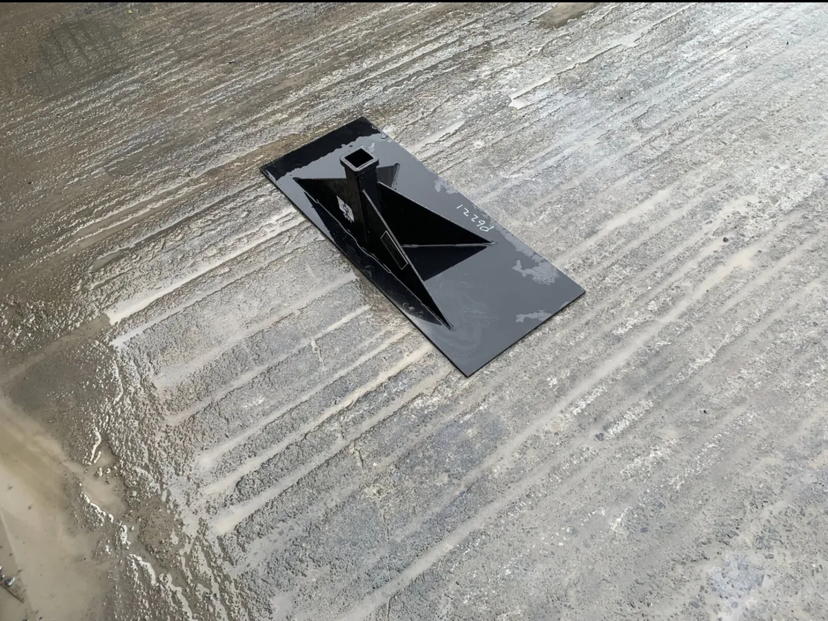 Brand New Skid Steer Hitch Receiver - Image 3