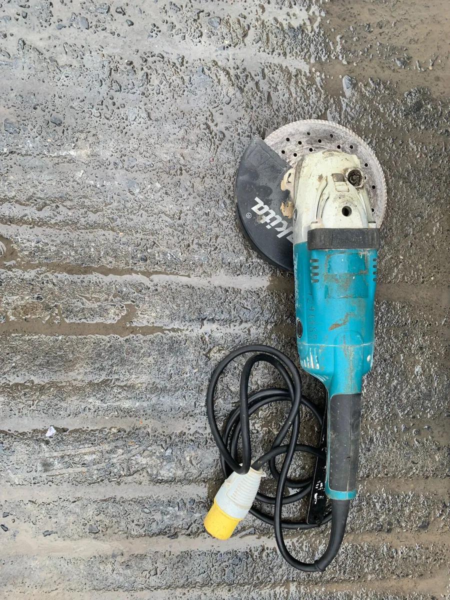 Makita Angle Grinder - Image 3