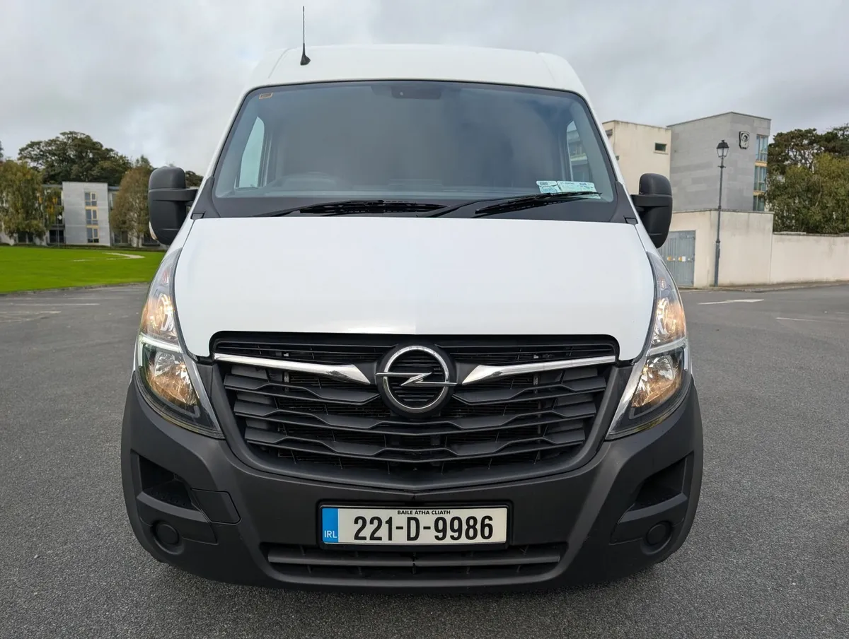 2022 OPEL MOVANO 2.3 MINT CONDITION SWB - Image 1