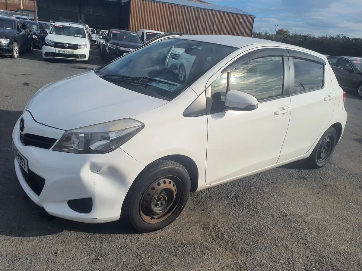 2012 Toyota Vitz - Image 2