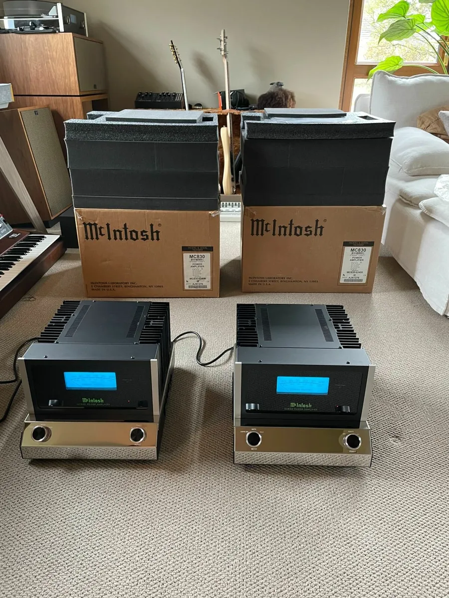 McIntosh MC830 Mono Block Power Amplifiers - Image 4
