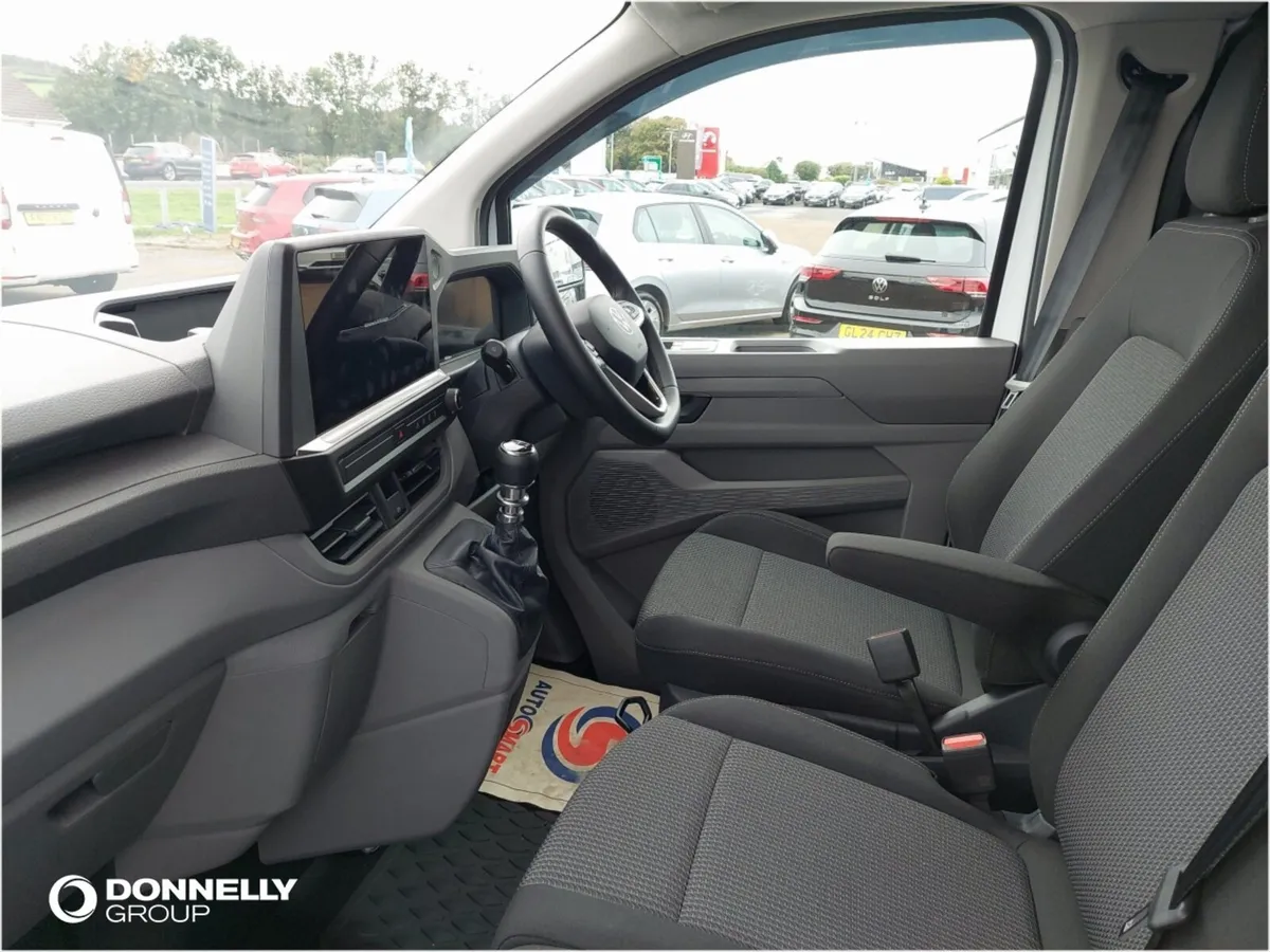 Volkswagen Transporter T32 Swb Diesel Commerce Plu - Image 2