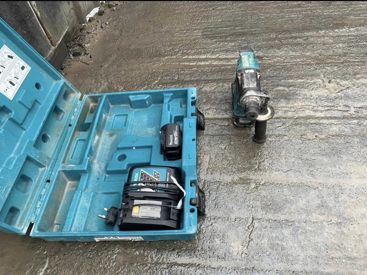 Makita Cordless Breaker - Image 2