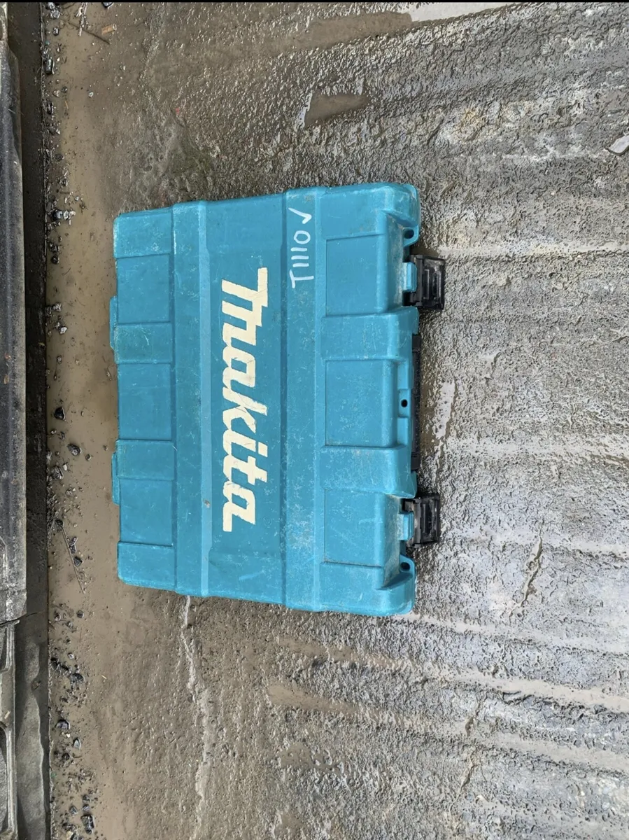 Makita Cordless Breaker - Image 4