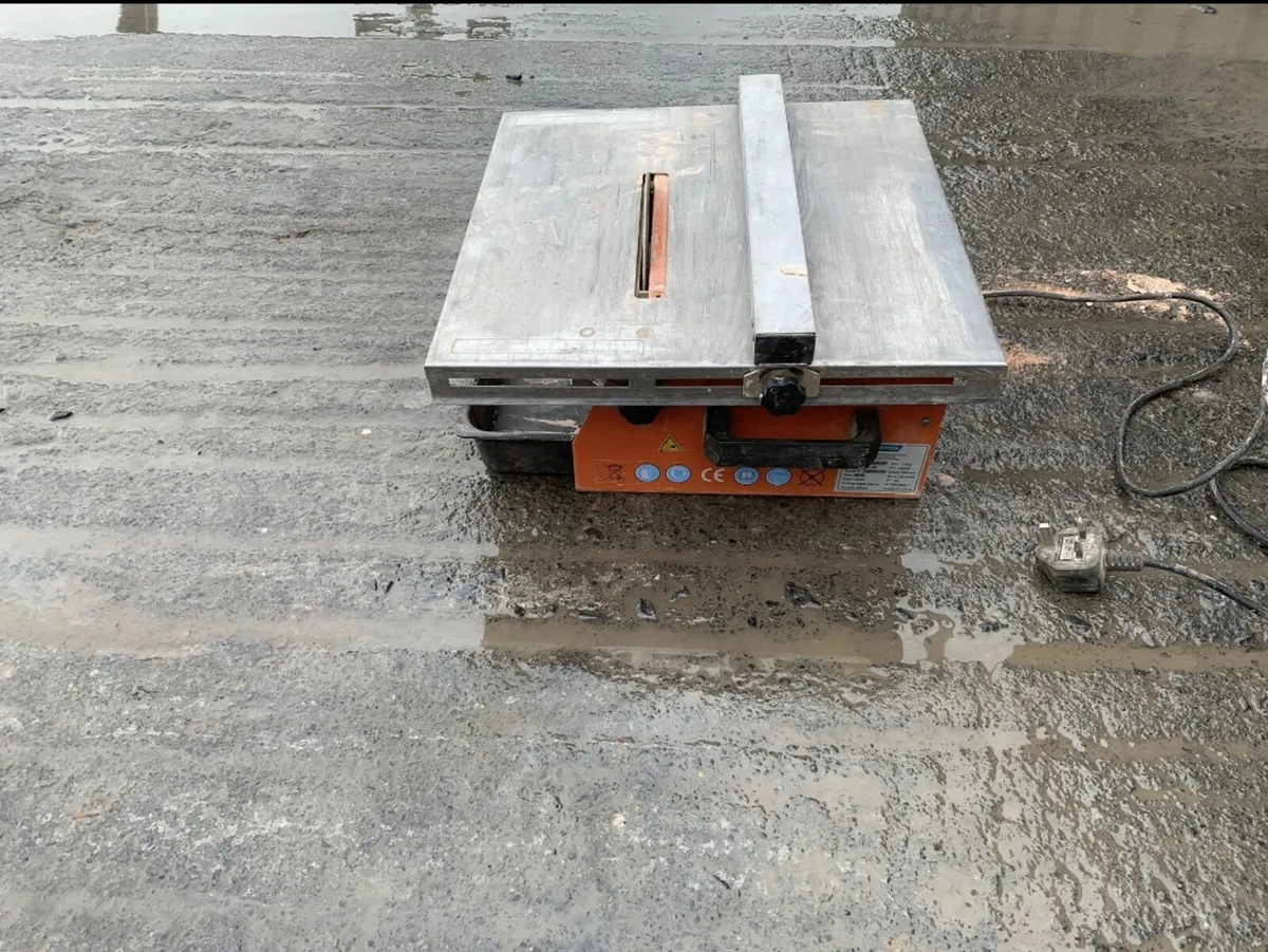Clipper TT 180-BM Tile Saw 240V - Image 2