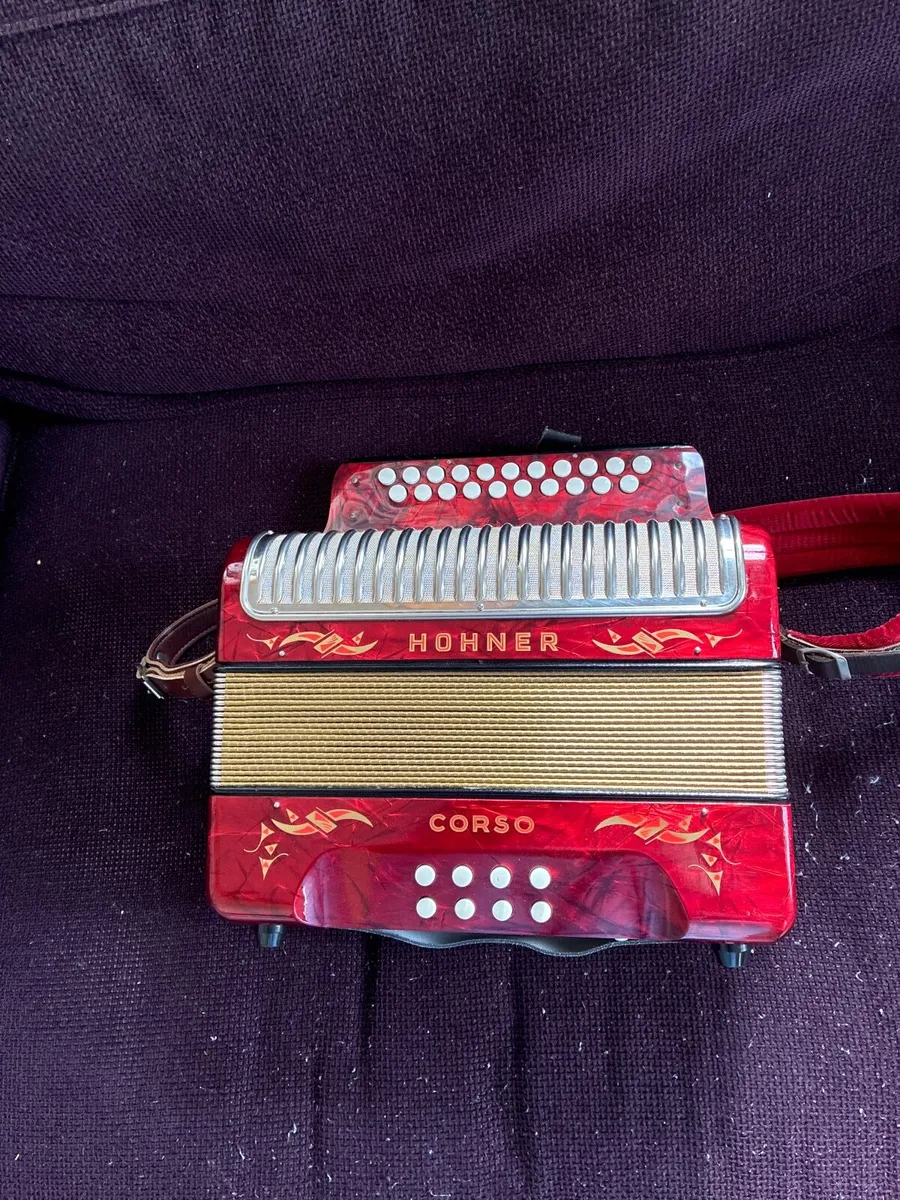 B/C Accordion - Image 1