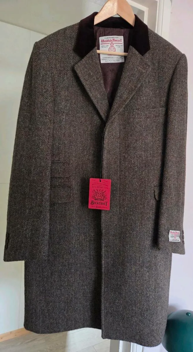 Tweed coat. 3/4 length. Unworn. Size 42R - Image 1