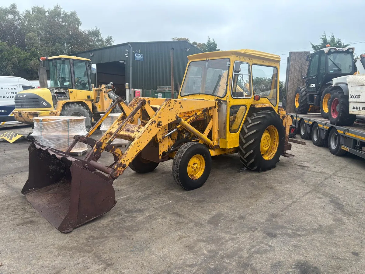 MF 50 Torc Wheeled Digger Loader - Image 1