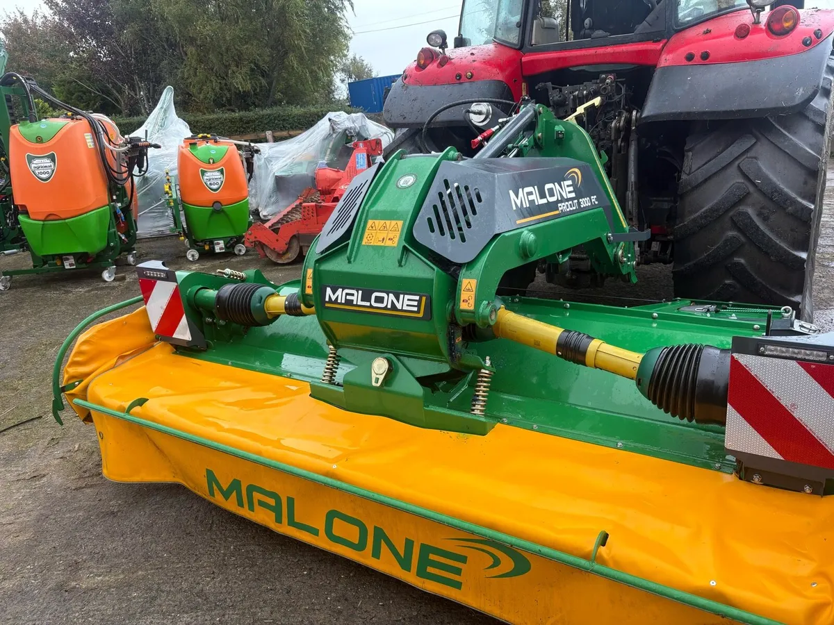 Malone front mower ex demo - Image 1