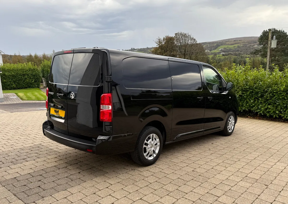 2020 (202reg) Vauxhall Vivaro Sportive 2.0 120bhp - Image 4