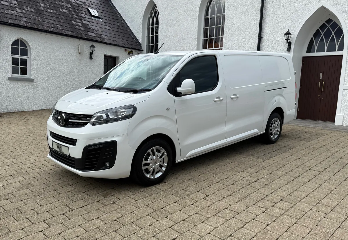 2020 (202reg) Vauxhall Vivaro Sportive LWB 2900 - Image 3
