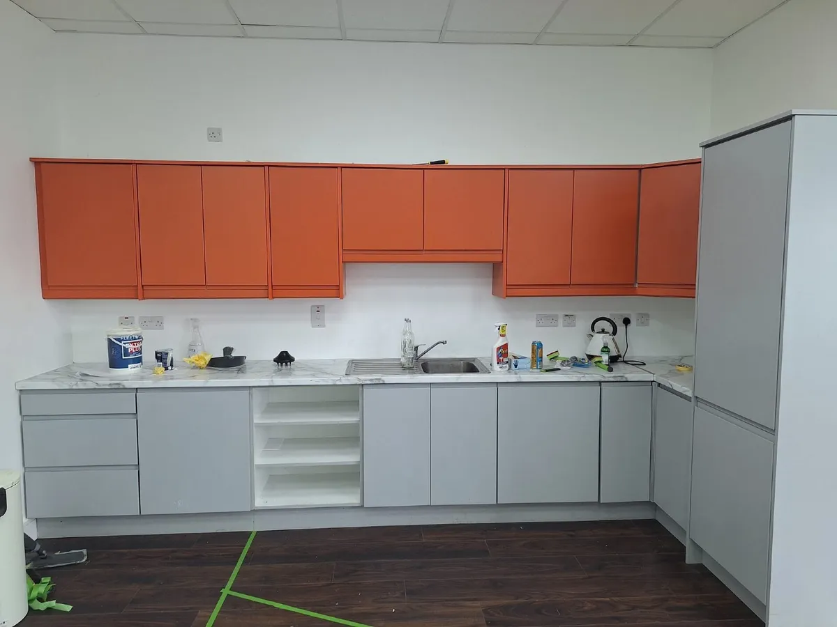 Complete Kitchen - Image 2