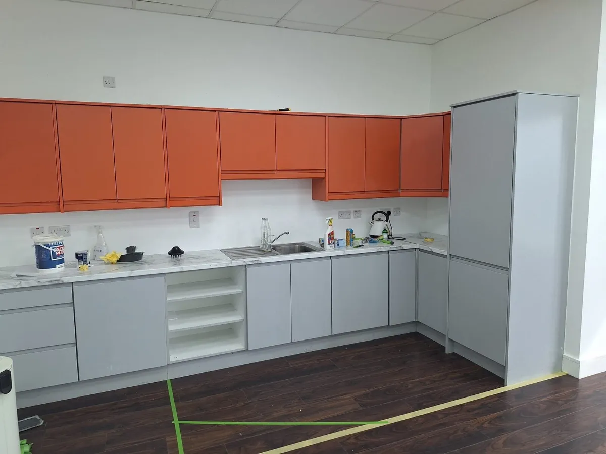 Complete Kitchen - Image 1