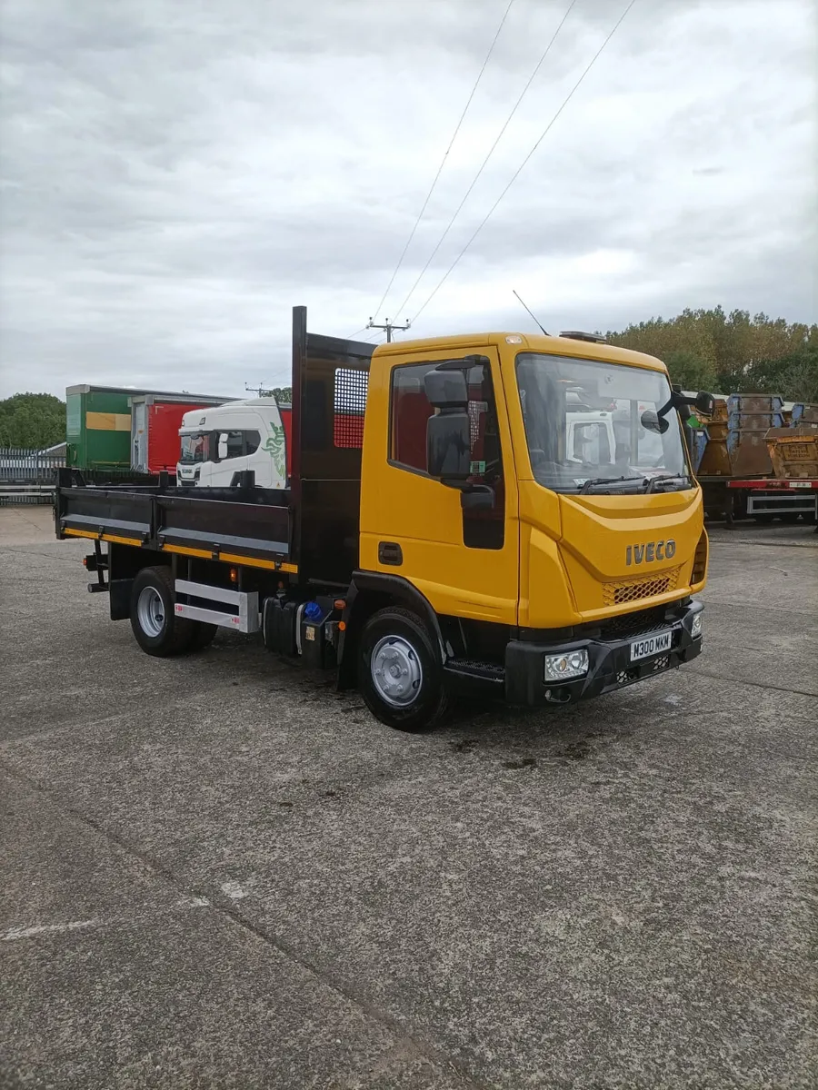 2020 Iveco 7.5 ton tipper steel body manual - Image 2