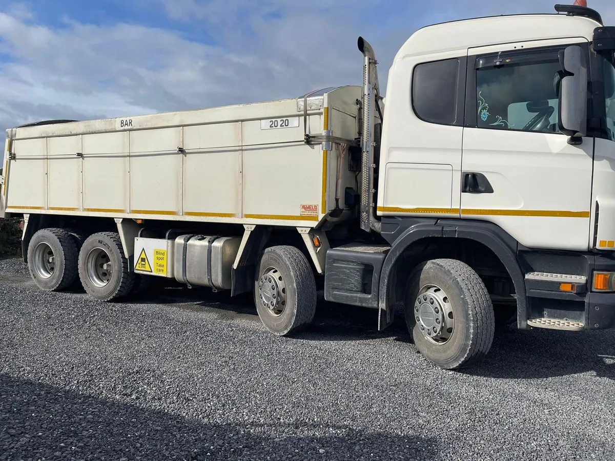 131 Scania G400 tipper tar spec new DOE - Image 2