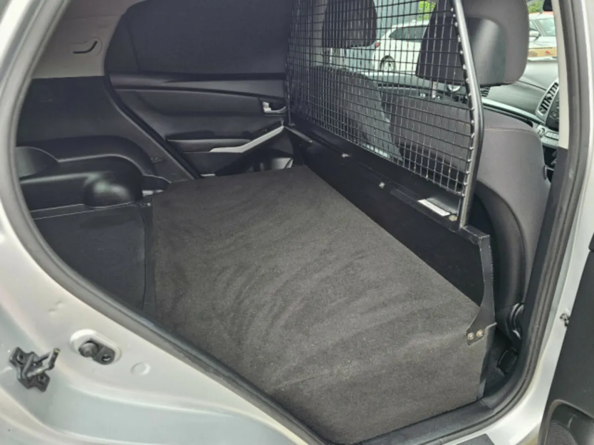 SsangYong Korando Commercial 5DR 2 SEATS - Image 4