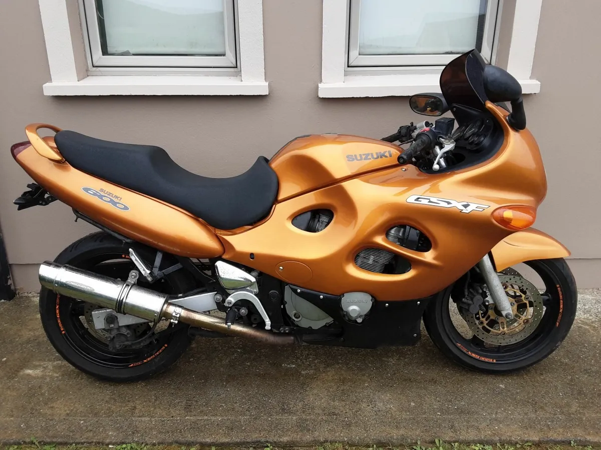Suzuki GSXF 600 breaking/parts for sale