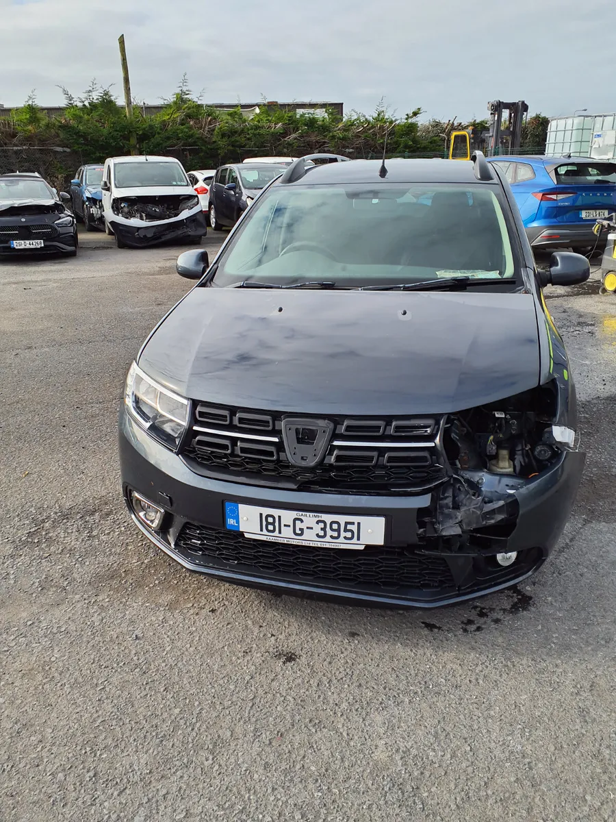 2018 Dacia Logan light damage Including parts - Image 1