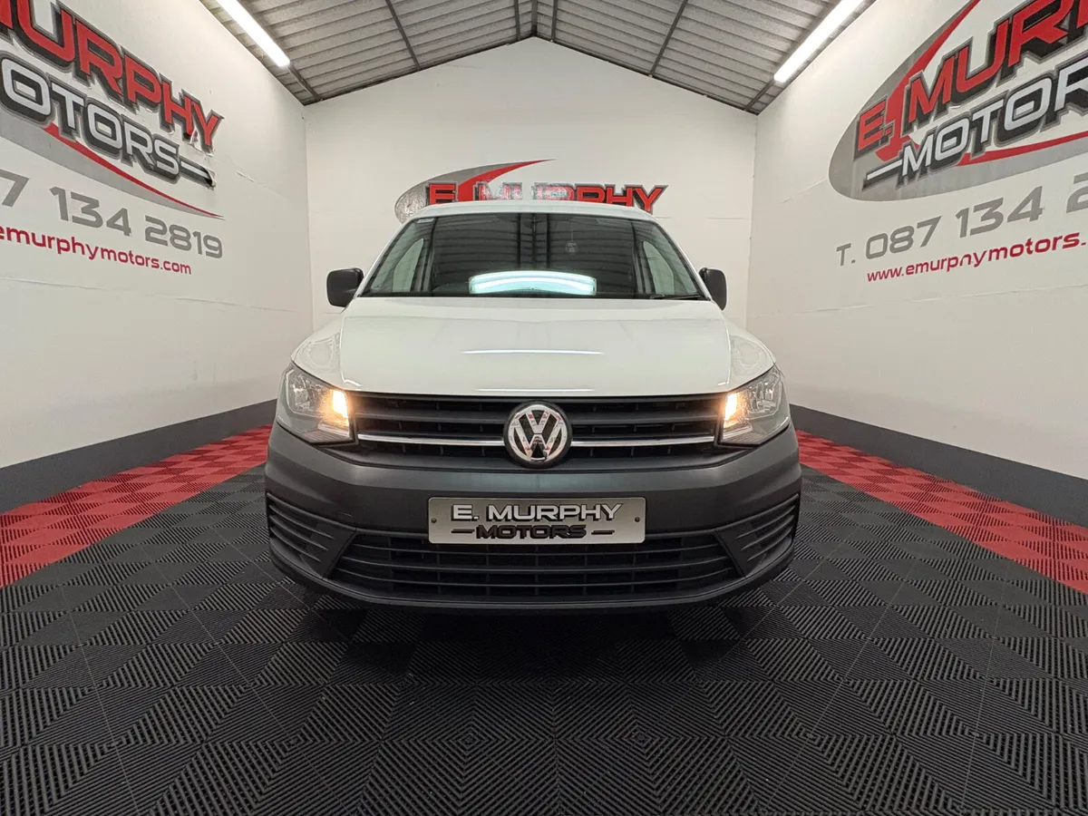 2020 VOLKSWAGEN CADDY 2.0 TDI IMMACULATE - Image 2