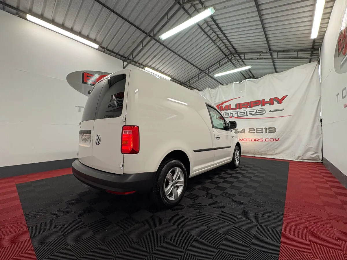 2020 VOLKSWAGEN CADDY 2.0 TDI IMMACULATE - Image 4