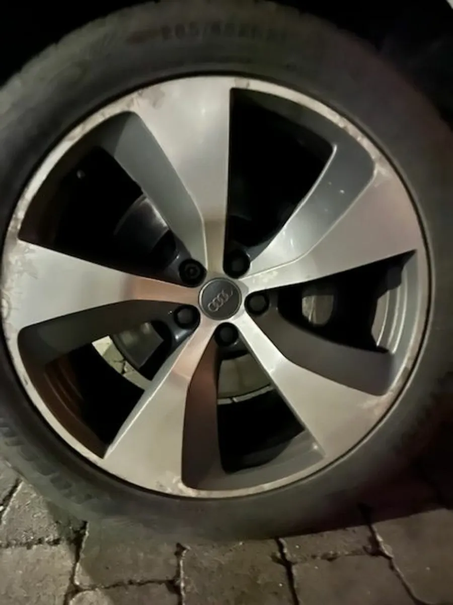 21” Audi Q7 Genuine Alloys /  Front Grill - Image 4