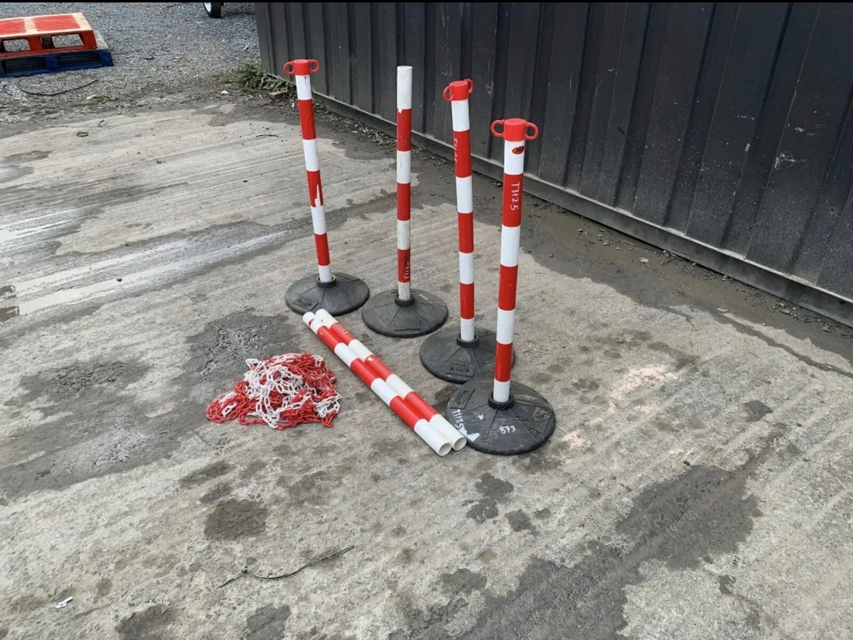 JSP Chain Barriers - Image 3