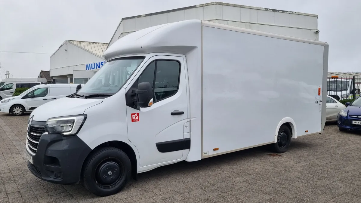 221 MASTER LOWLOADER TAILLIFT GRADE 1 - Image 1