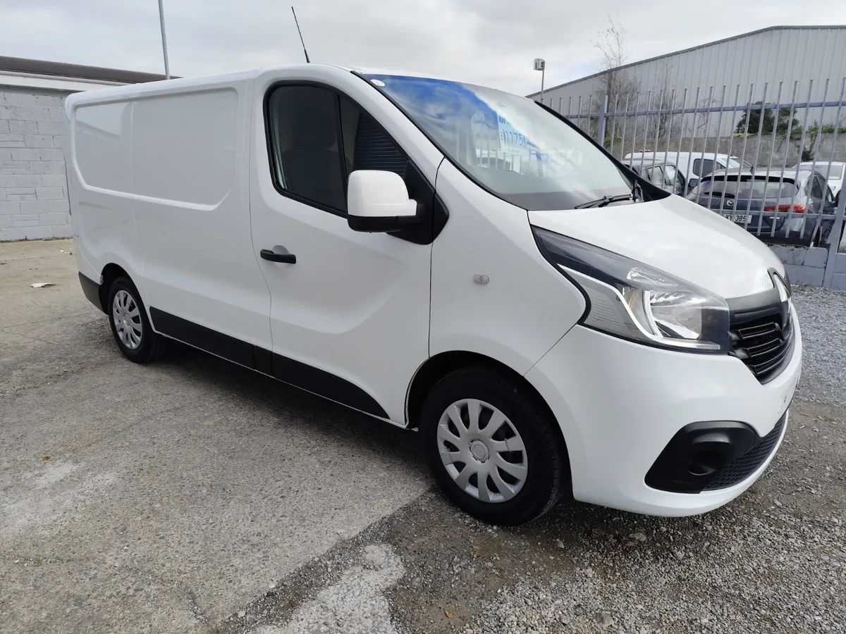 2018 Renault Trafic 1.6 dci 120bhp business+ - Image 3