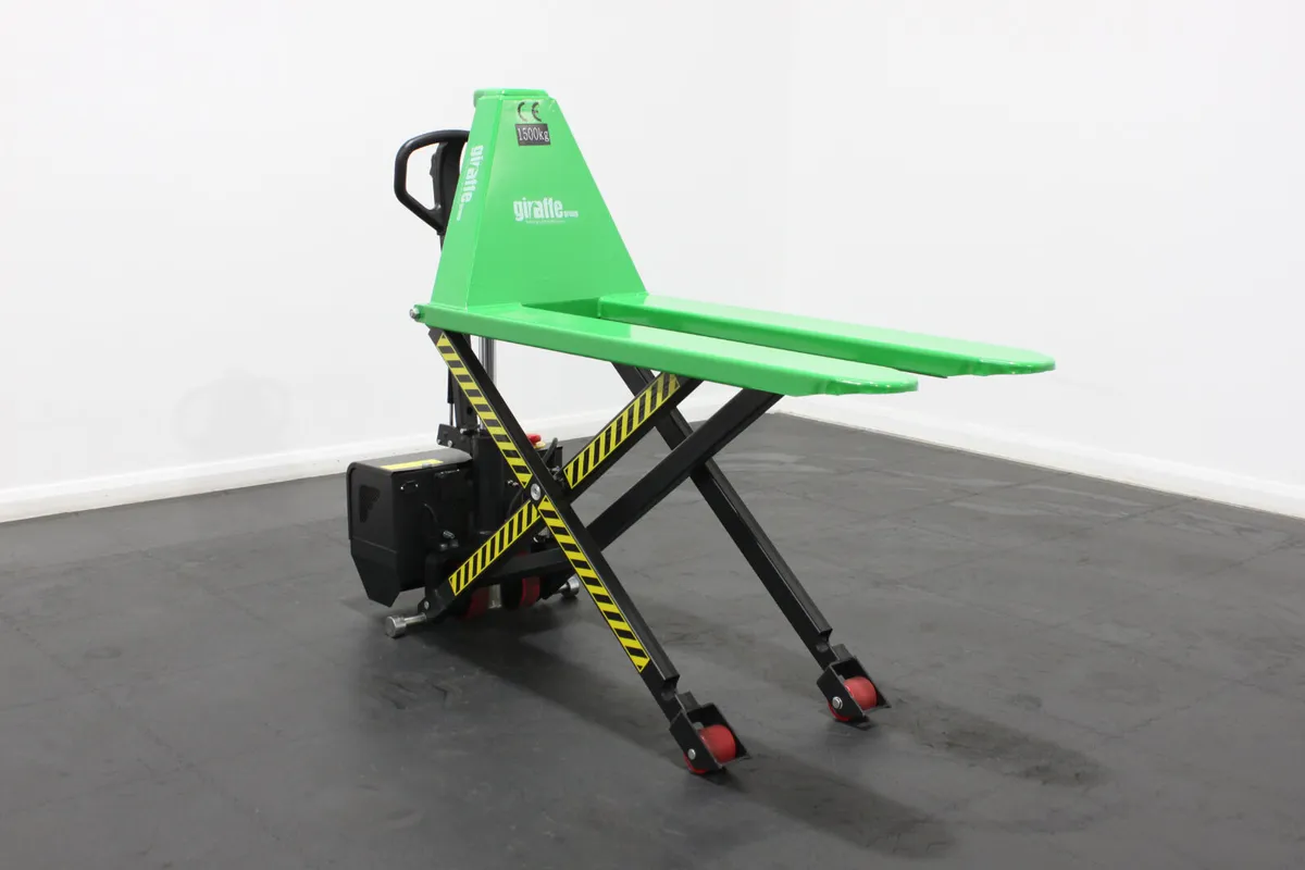 giraffe 1.5T Manual Pallet Truck -Electric Scissor - Image 1