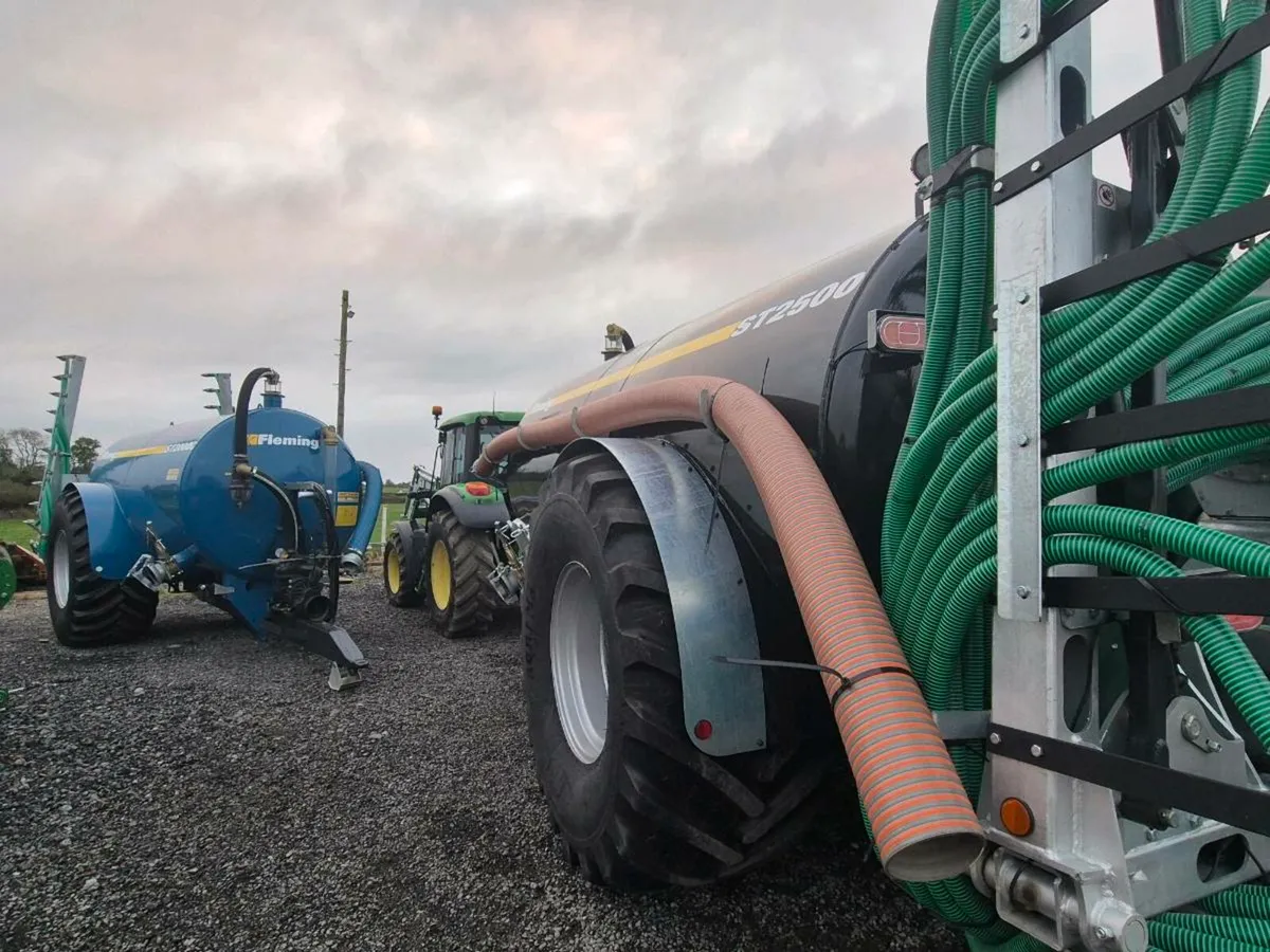 Fleming slurry tanks - Image 1