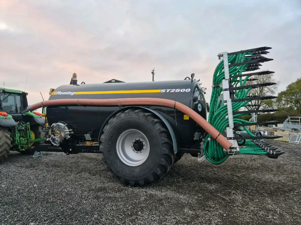 Fleming slurry tanks - Image 2